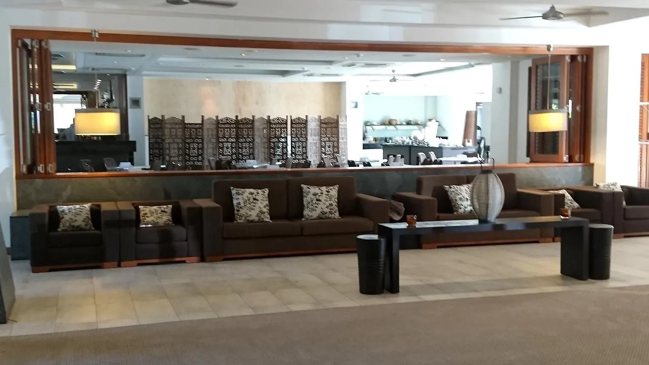Sea Temple Palm Cove Aparthotel